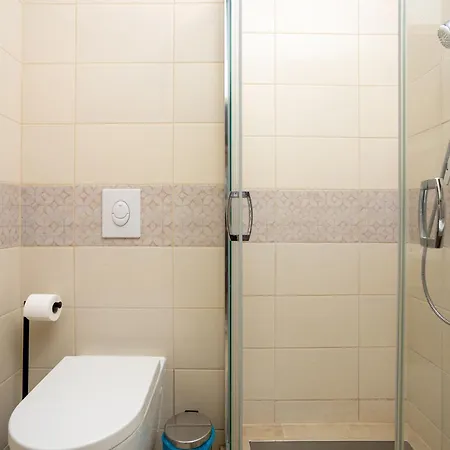 Vivid Studio With Balcony With Free Private Parking Budapest Exterior photo