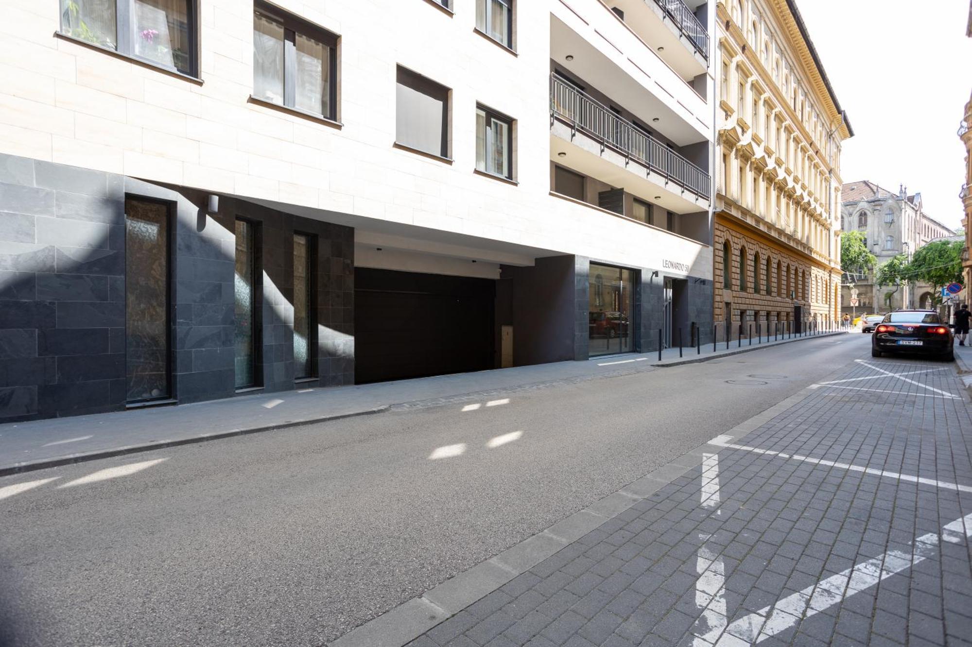 Appartement Vivid With Balcony With Free Private Parking Boedapest