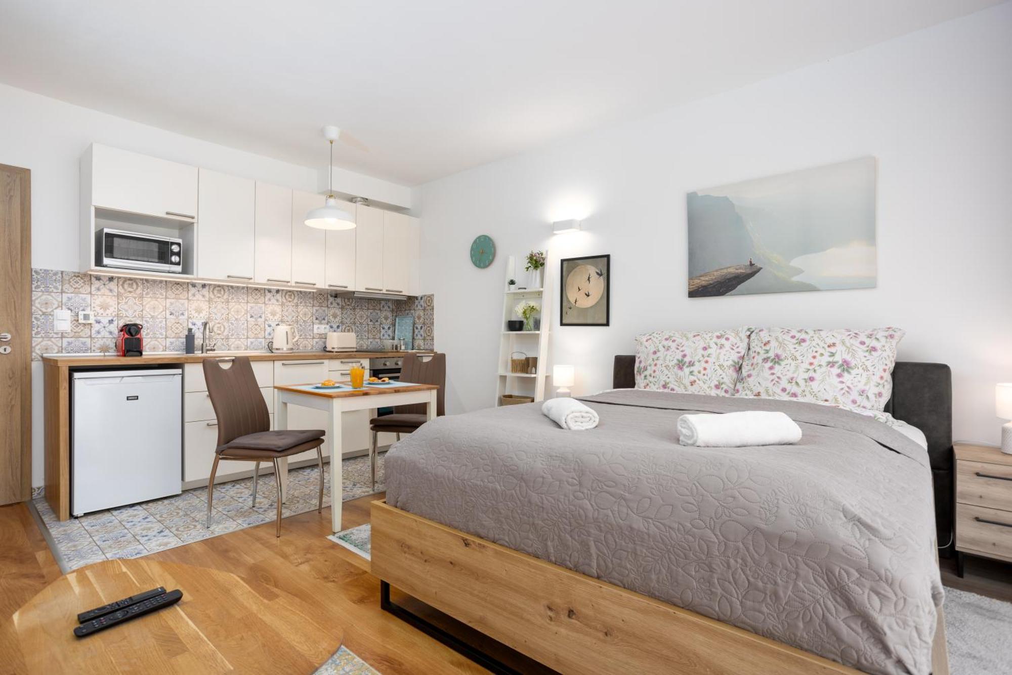 Vivid With Balcony With Free Private Parking Budapest